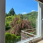 3 Bedroom Burgpanorama Im Haus Frey Mit Ausblick, 2 Baeder, Parken Vor Dem Haus, Balkon, Kueche Appartamento